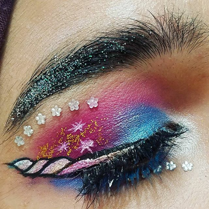 Unicorn Eyeliner Is A Thing Now And It Looks Extra Magical Unicorn Eyeliner Is A Thing Now And It Looks Extra Magical