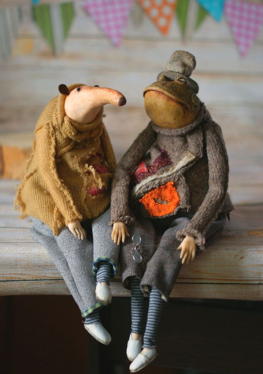 These Fab Papier-Mache Frogs Would Fairy-Tale Any Room These Fab Papier-Mache Frogs Would Fairy-Tale Any Room