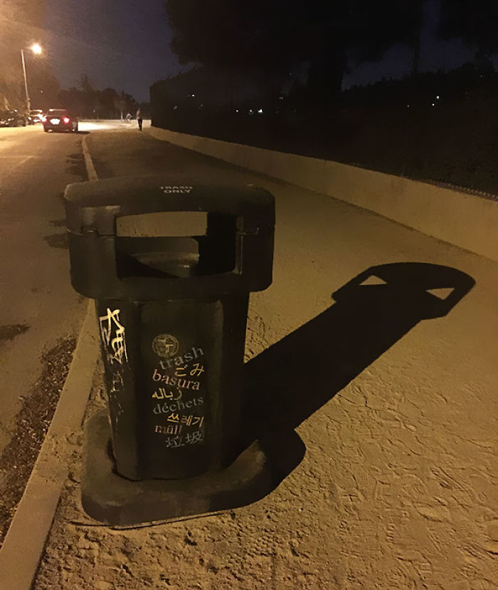 184 Incredible Shadows That Will Make You Look Twice 184 Incredible Shadows That Will Make You Look Twice