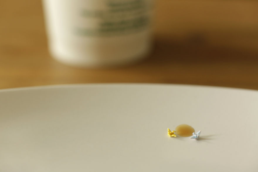 I Make Incredibly Tiny Origami Cranes That Take Me Around 45 Minutes Each I Make Incredibly Tiny Origami Cranes That Take Me Around 45 Minutes Each