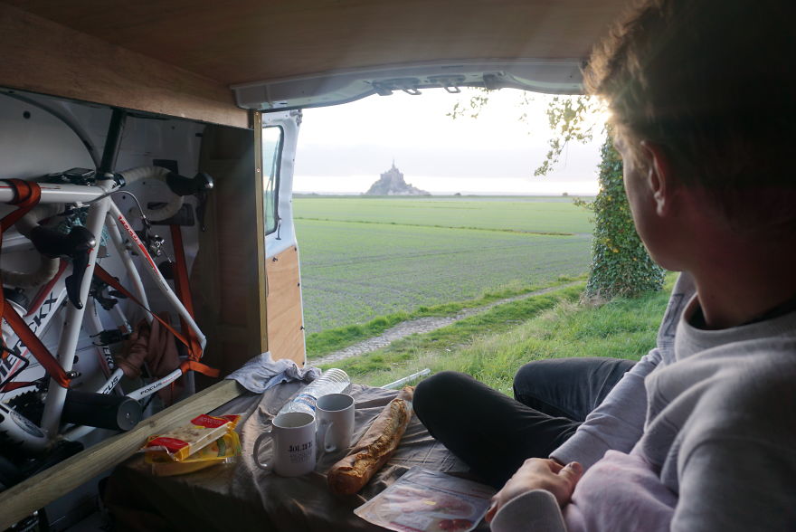 Instead Of Buying A House We Bought A Mercedes Vito And Converted It To Our Rolling Home