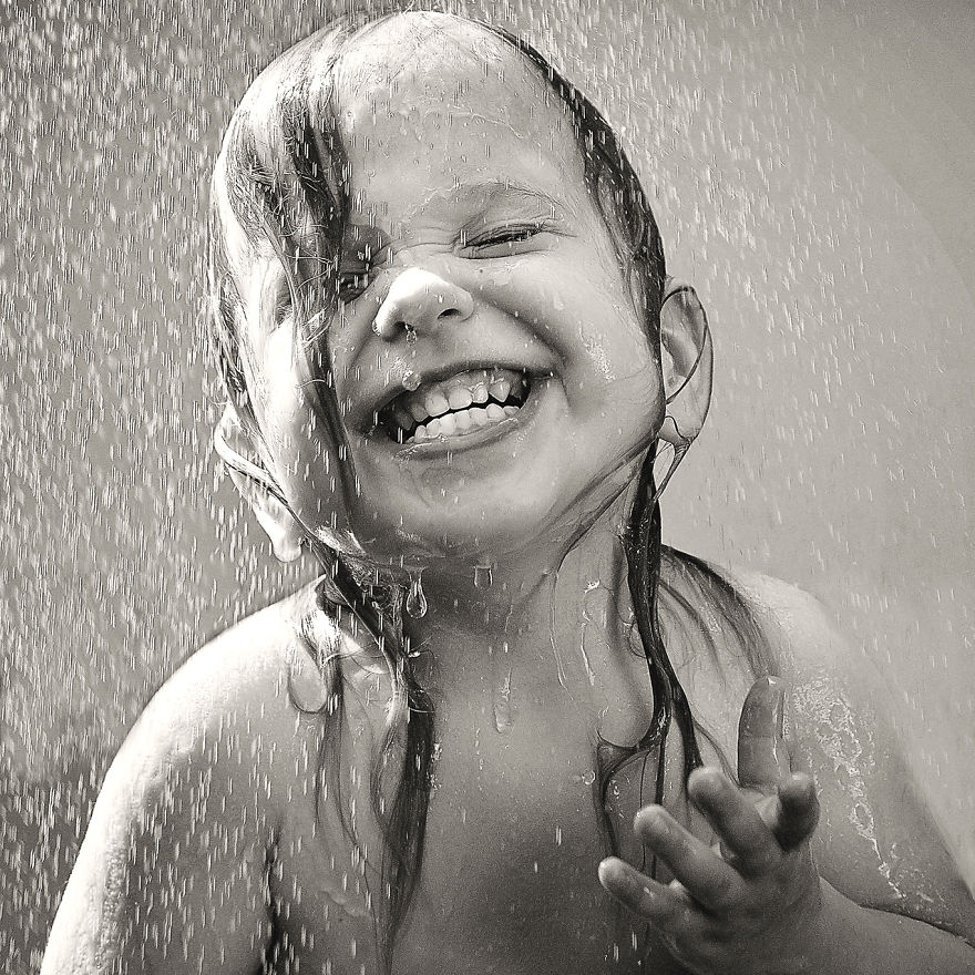 Heartwarming Pictures Of Life When Raising Six Kids