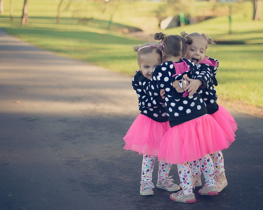 Heartwarming Pictures Of Life When Raising Six Kids