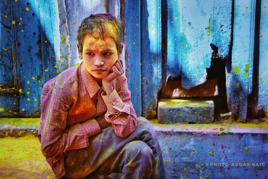 Former Engineer Is Winning India’s Heart With His Emotional Photographs