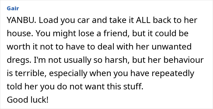 Lady Thinks She’s Being “Green” By Gifting Friend Broken Stuff, She Disagrees And Wants Her To Stop Lady Thinks She’s Being “Green” By Gifting Friend Broken Stuff, She Disagrees And Wants Her To Stop