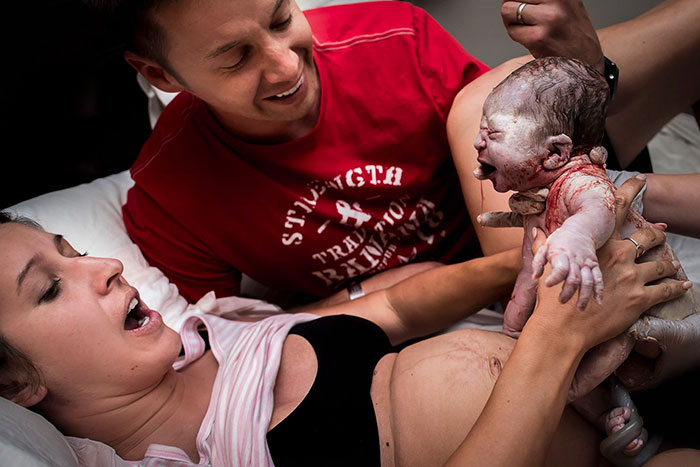 100 Powerful Photos Of Dads In The Delivery Room To Celebrate Father’s Day 100 Powerful Photos Of Dads In The Delivery Room To Celebrate Father’s Day