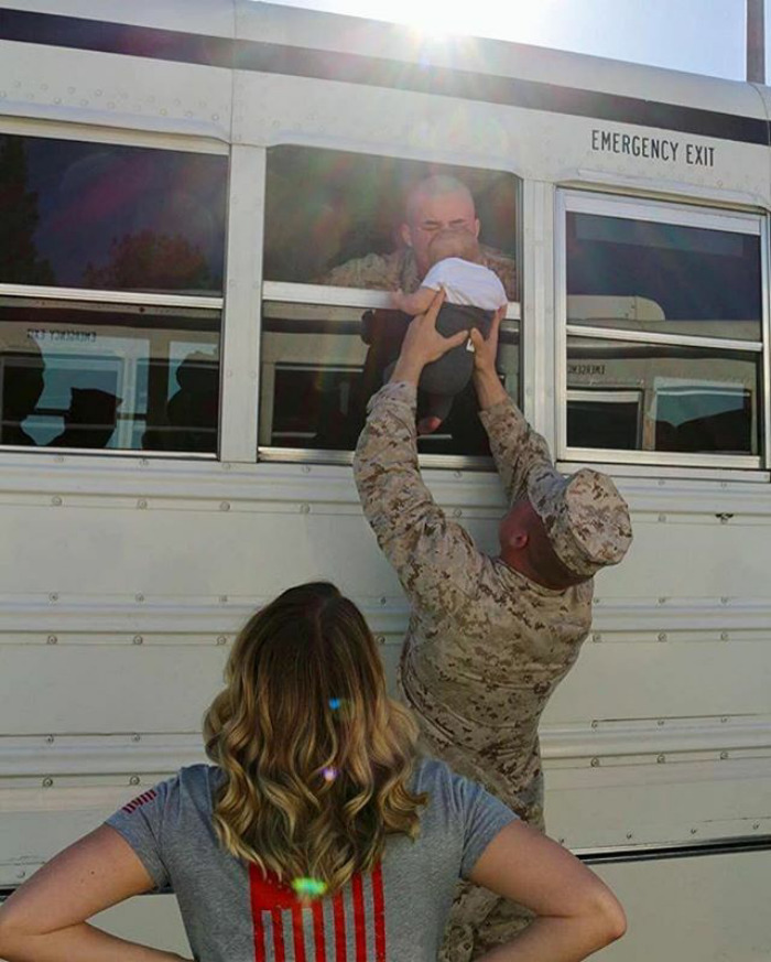 105 Of The Most Powerful Fatherhood Moments By ‘Don’t Forget Dads’ 105 Of The Most Powerful Fatherhood Moments By ‘Don’t Forget Dads’