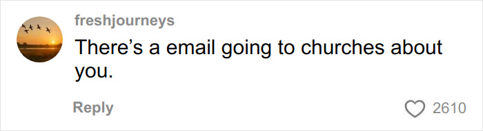 Woman’s Social Experiment With US Megachurches Sparks Frenzy Online: “The Best Test” Woman’s Social Experiment With US Megachurches Sparks Frenzy Online: “The Best Test”