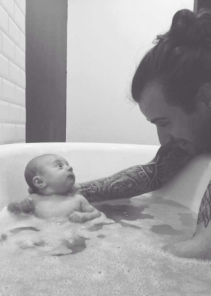 105 Of The Most Powerful Fatherhood Moments By ‘Don’t Forget Dads’ 105 Of The Most Powerful Fatherhood Moments By ‘Don’t Forget Dads’