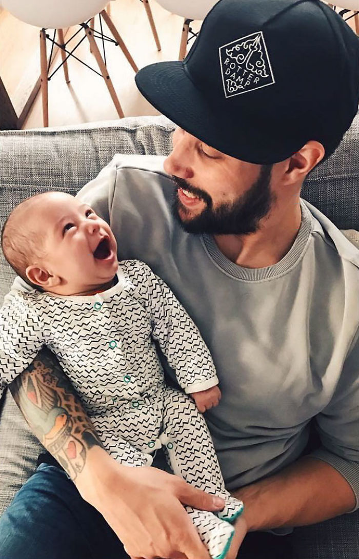 105 Of The Most Powerful Fatherhood Moments By ‘Don’t Forget Dads’ 105 Of The Most Powerful Fatherhood Moments By ‘Don’t Forget Dads’
