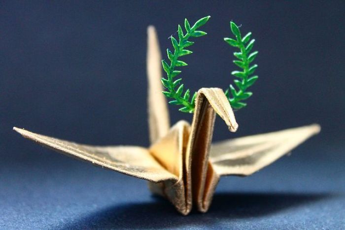 I Folded And Decorated An Origami Crane Every Day, For 1000 Days