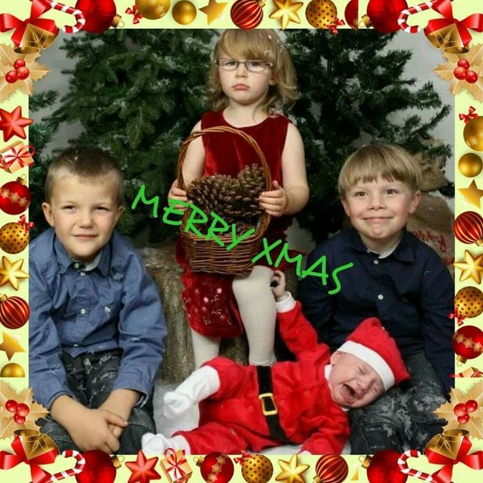 301 Times People Sent The Most Hilarious Christmas Cards Ever 301 Times People Sent The Most Hilarious Christmas Cards Ever