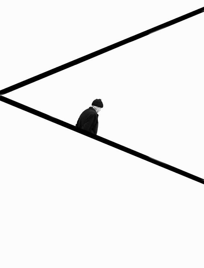 Artist Spots Patterns And Shapes In Everyday Life, Creates Beautiful Minimal Photos Artist Spots Patterns And Shapes In Everyday Life, Creates Beautiful Minimal Photos