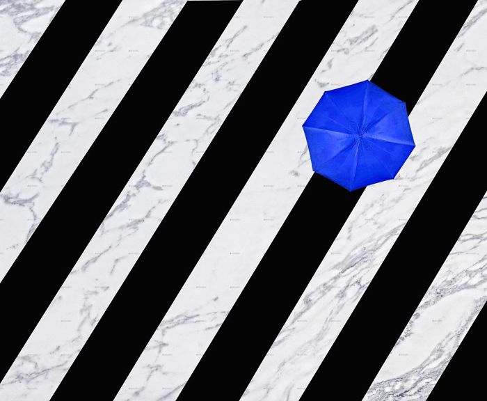 Artist Spots Patterns And Shapes In Everyday Life, Creates Beautiful Minimal Photos Artist Spots Patterns And Shapes In Everyday Life, Creates Beautiful Minimal Photos