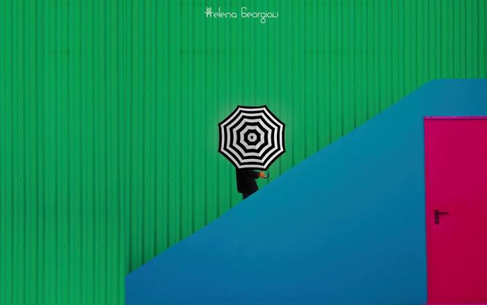 Artist Spots Patterns And Shapes In Everyday Life, Creates Beautiful Minimal Photos Artist Spots Patterns And Shapes In Everyday Life, Creates Beautiful Minimal Photos