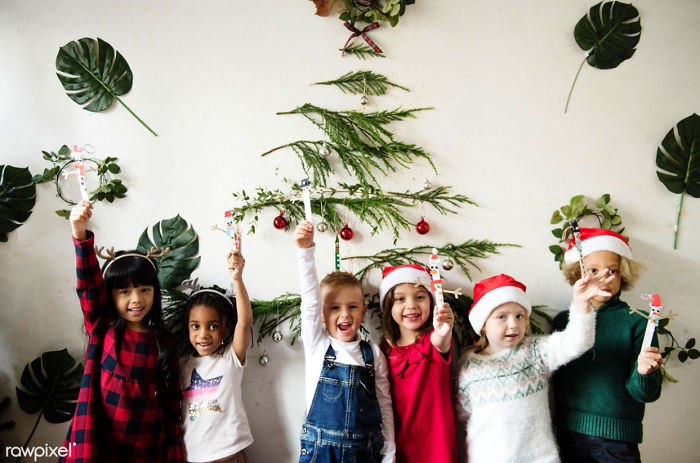 Pandas, Post Your Creative Christmas Trees Here!