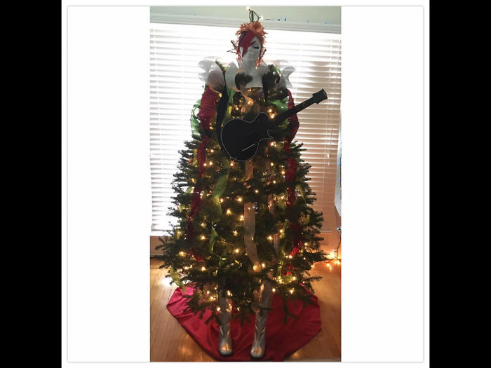 Pandas, Post Your Creative Christmas Trees Here!