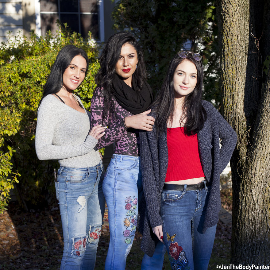 I Got Kicked Out Of A Mall For Being Bodypainted I Got Kicked Out Of A Mall For Being Bodypainted