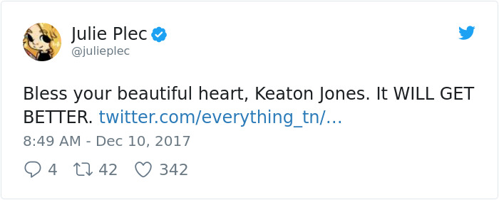 Boy Cries To Be Left Alone By Bullies, Doesn&#8217;t Expect Response From Celebrities Like Snoop Dogg And Chris Evans