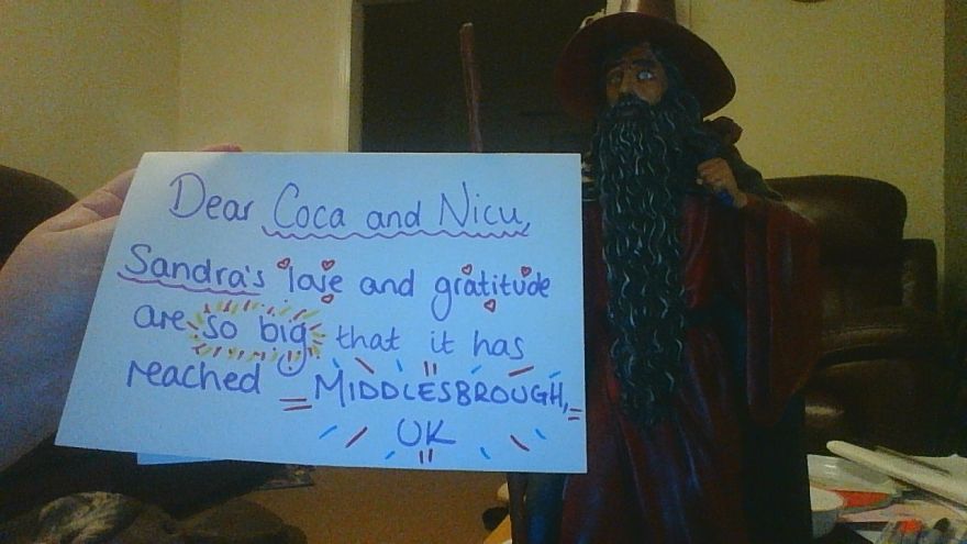 Pandas, Please Help Me Surprise My Hardworking Parents With Notes From All Over The World!