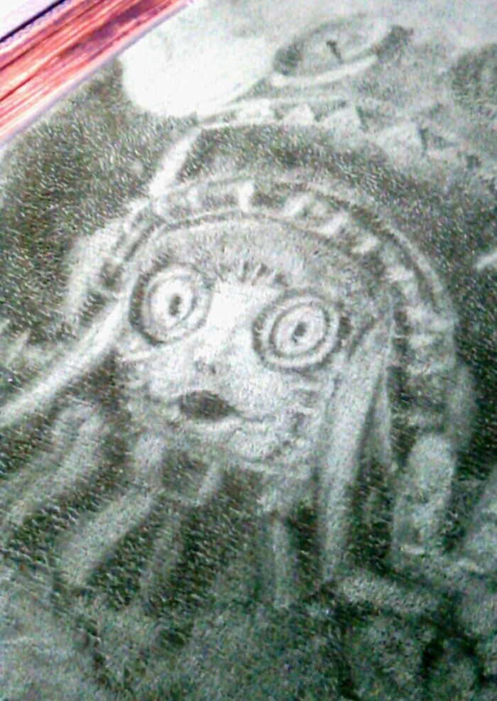 This Lady Draws On Her Carpet And The Result Is So Good, You’ll Never Want To Step On It This Lady Draws On Her Carpet And The Result Is So Good, You’ll Never Want To Step On It