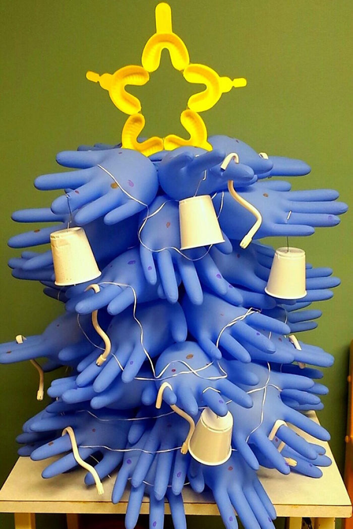 30 Hospital Christmas Decorations That Show Medical Staff Are The Most Creative People Ever 30 Hospital Christmas Decorations That Show Medical Staff Are The Most Creative People Ever