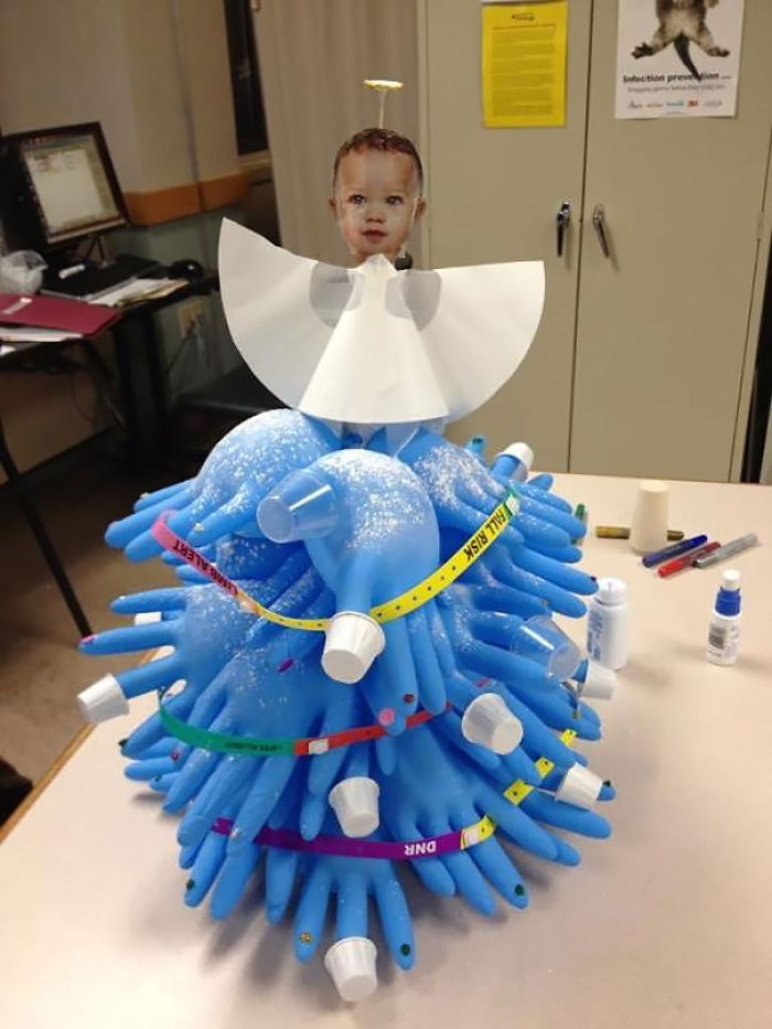 30 Hospital Christmas Decorations That Show Medical Staff Are The Most Creative People Ever 30 Hospital Christmas Decorations That Show Medical Staff Are The Most Creative People Ever