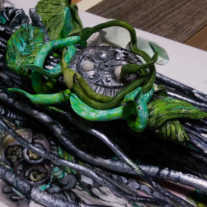 Hand Painted Skatedeck With Sculpture Hand Painted Skatedeck With Sculpture