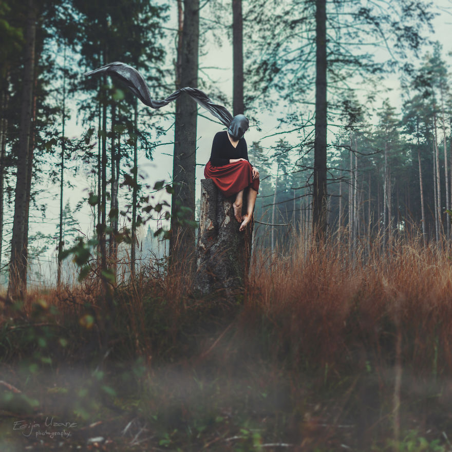 Faceless Self-Portraits