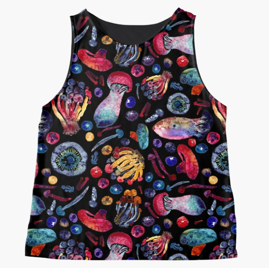 Artist Teaches Herself To Create Whimsical Left-Handed Art After A Repetitive Strain Injury Leaves Her Unable To Work