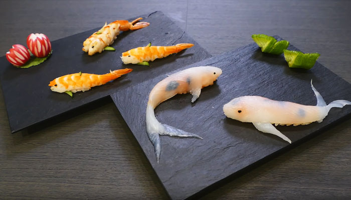 Sushi That Looks Like Real-Life Swimming Koi In A Few Simple Steps Sushi That Looks Like Real-Life Swimming Koi In A Few Simple Steps