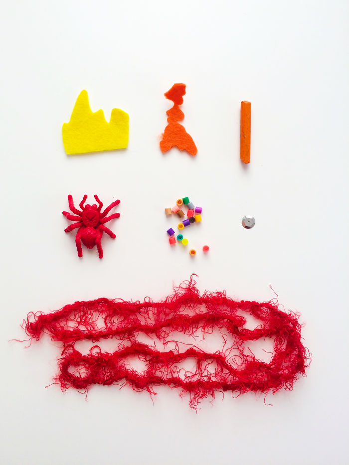 46 Cute Photos That Reveal What Preschoolers Have In Their Pockets