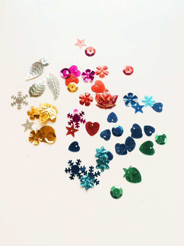 46 Cute Photos That Reveal What Preschoolers Have In Their Pockets