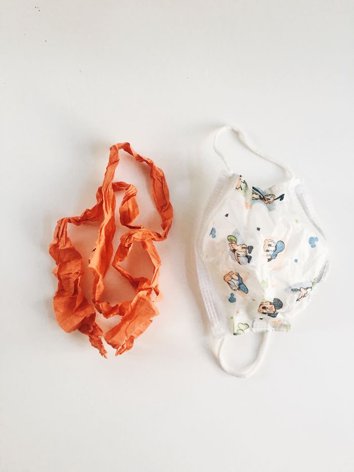 46 Cute Photos That Reveal What Preschoolers Have In Their Pockets