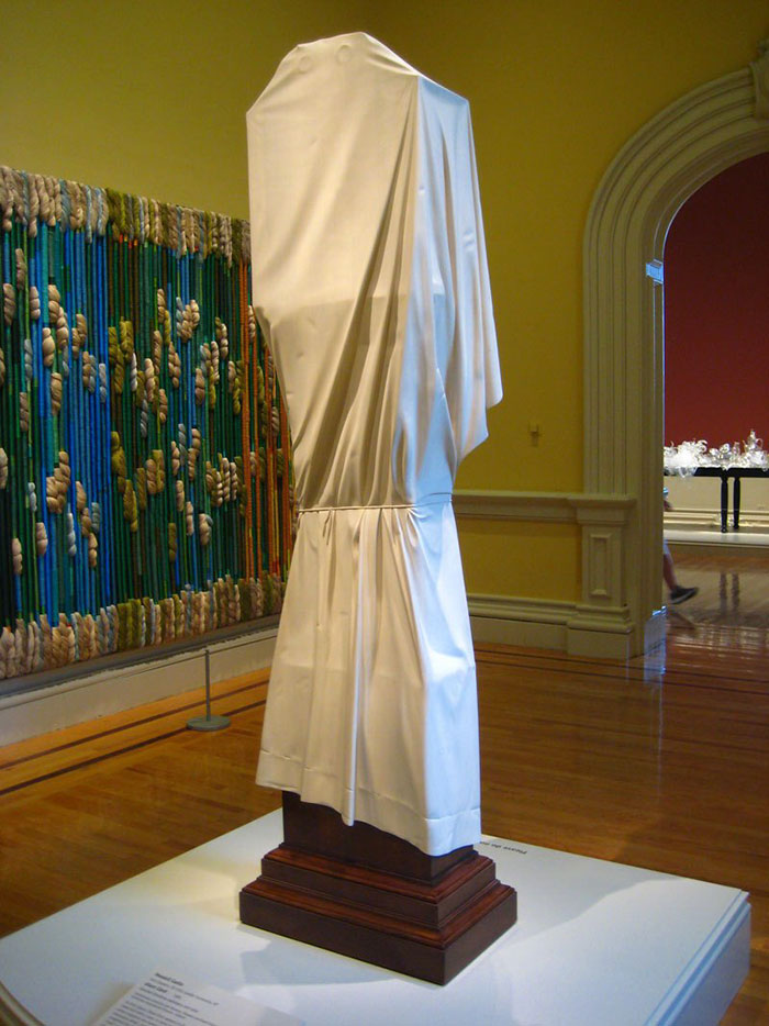 People Were Confused Why This Clock In A Museum Was Covered With A Sheet But Then They Read The Plaque People Were Confused Why This Clock In A Museum Was Covered With A Sheet But Then They Read The Plaque