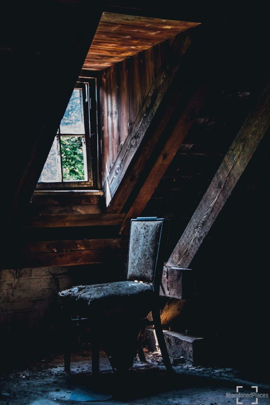 I Search For Abandoned Hospitals All Around Poland And Photograph Them