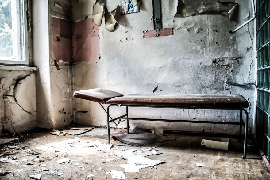 I Search For Abandoned Hospitals All Around Poland And Photograph Them