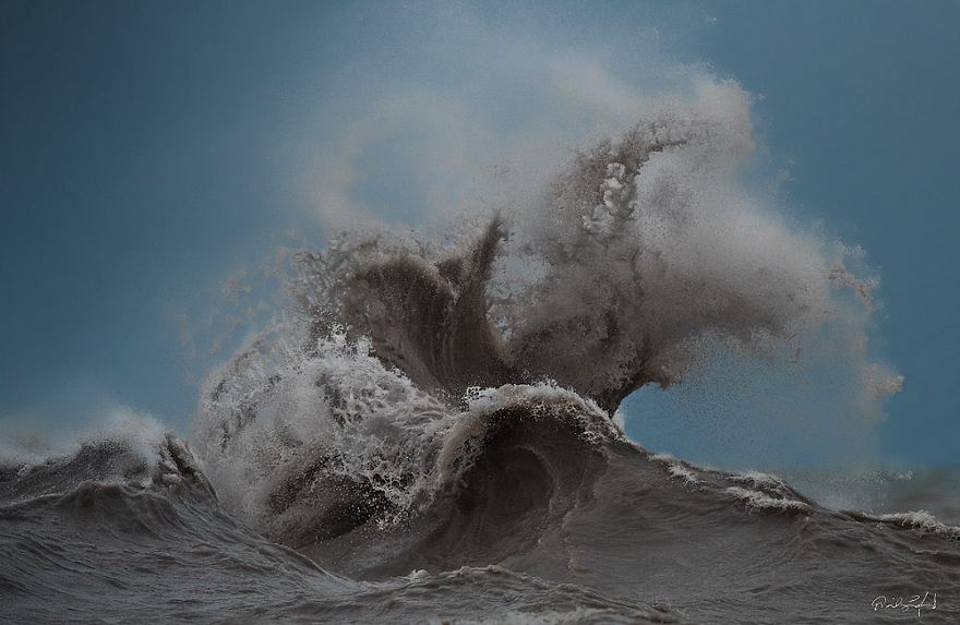 Riding The ‘Wave’ Of My Life With My Lake Erie Liquid Mountains Series! Riding The ‘Wave’ Of My Life With My Lake Erie Liquid Mountains Series!