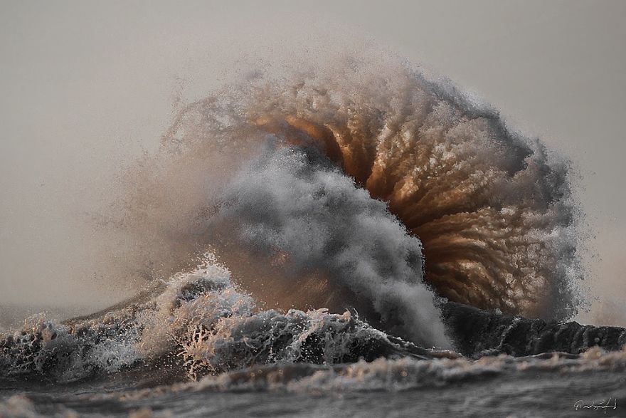 Riding The ‘Wave’ Of My Life With My Lake Erie Liquid Mountains Series! Riding The ‘Wave’ Of My Life With My Lake Erie Liquid Mountains Series!
