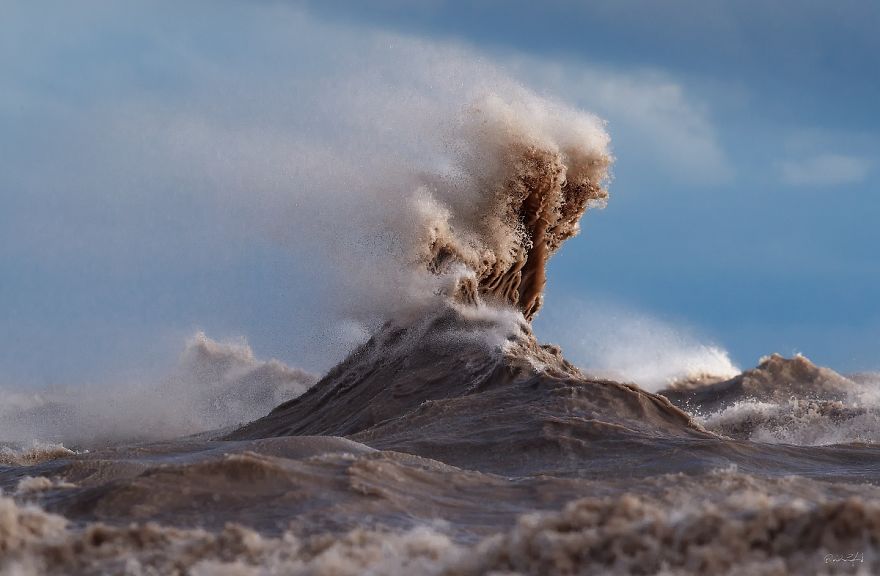 Riding The ‘Wave’ Of My Life With My Lake Erie Liquid Mountains Series! Riding The ‘Wave’ Of My Life With My Lake Erie Liquid Mountains Series!