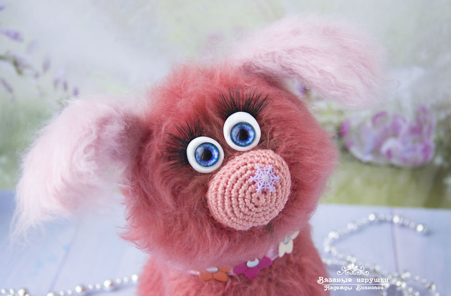 New Year Symbol: Fluffy Crocheted Dogs By Nadezhda Bianova New Year Symbol: Fluffy Crocheted Dogs By Nadezhda Bianova