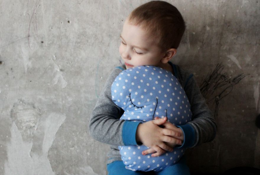 I Have Used Damaged Dining Room Wall To Make The Best Photo Background Ever