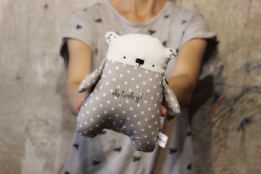 I Have Used Damaged Dining Room Wall To Make The Best Photo Background Ever