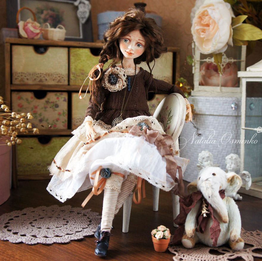 I Create One-Of-A-Kind Art Dolls Entirely From Scratch