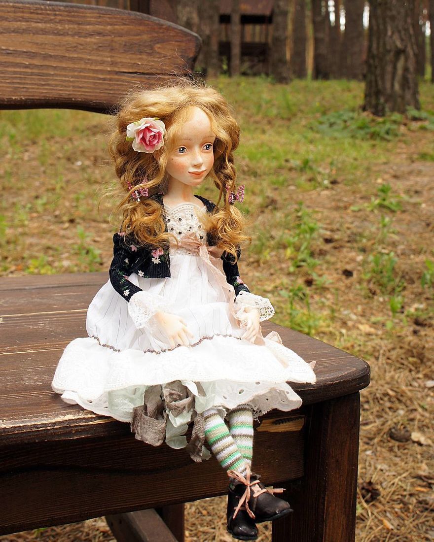 I Create One-Of-A-Kind Art Dolls Entirely From Scratch