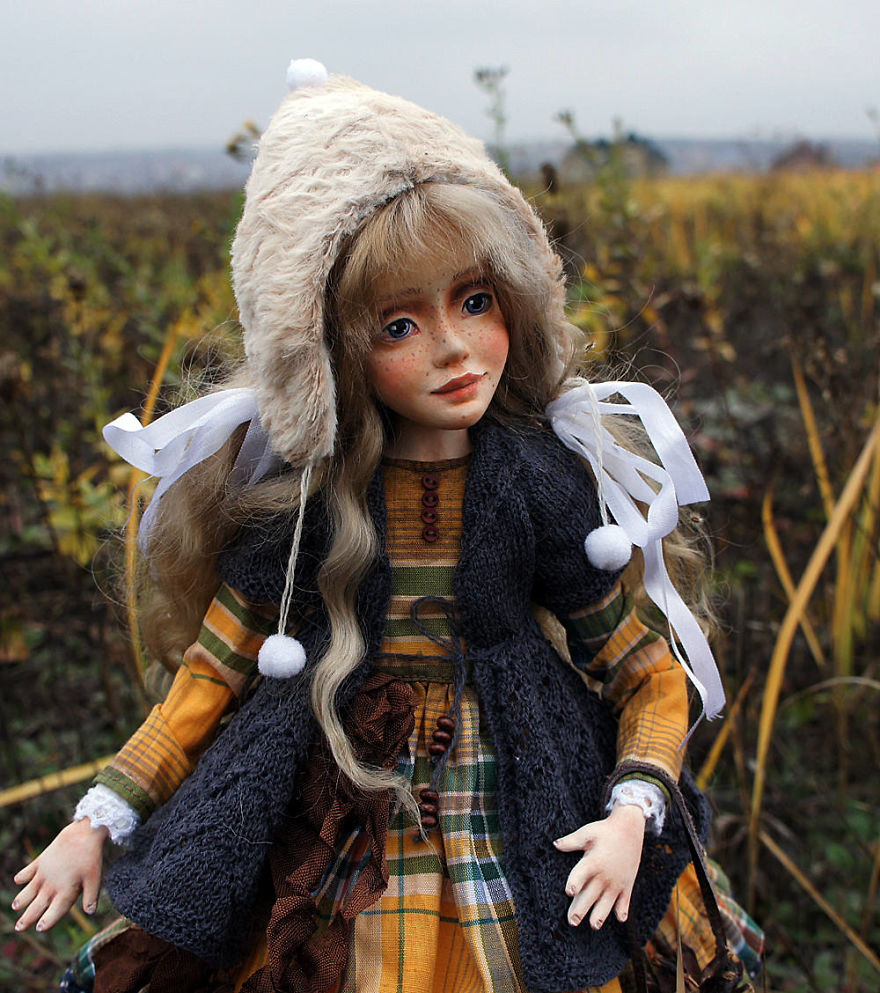 I Create One-Of-A-Kind Art Dolls Entirely From Scratch
