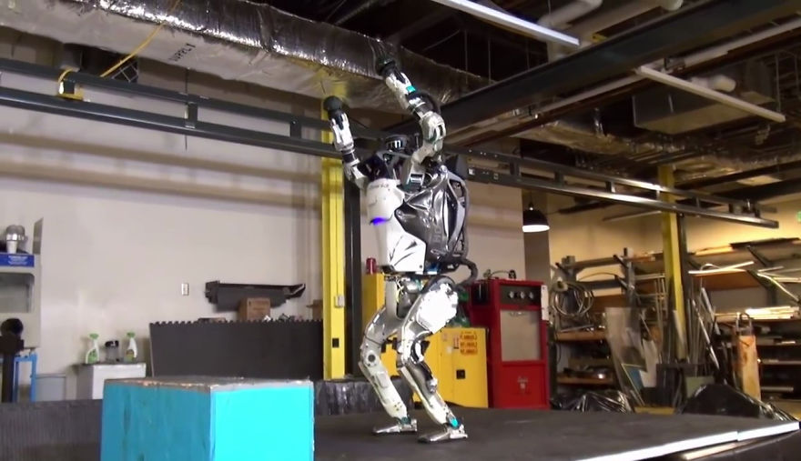 This Robot Pulled Off An Impossible Backflip And The Internet Goes Nuts, Predicting The Rise Of Terminators This Robot Pulled Off An Impossible Backflip And The Internet Goes Nuts, Predicting The Rise Of Terminators