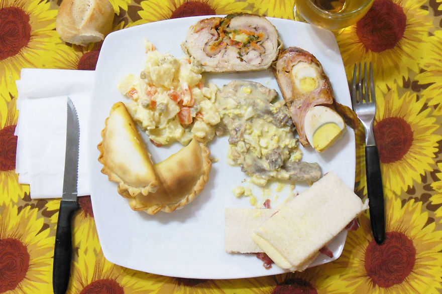 We Asked People All Over The Word What They Eat For Christmas Dinner