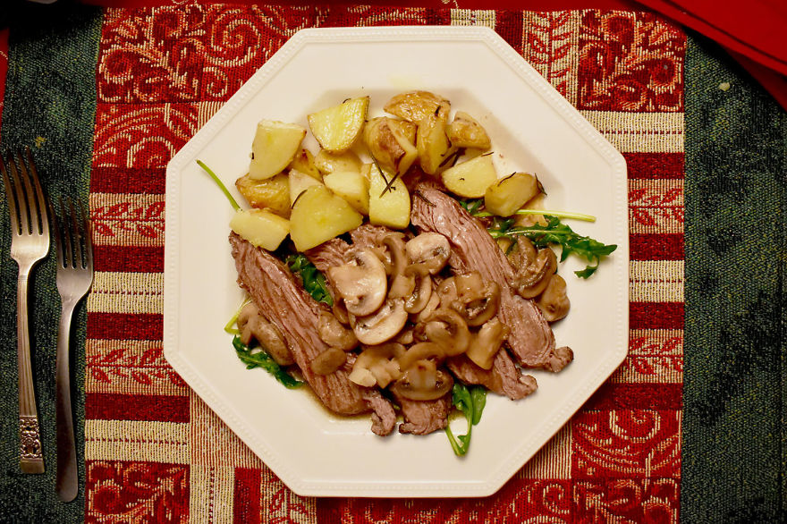 We Asked People All Over The Word What They Eat For Christmas Dinner