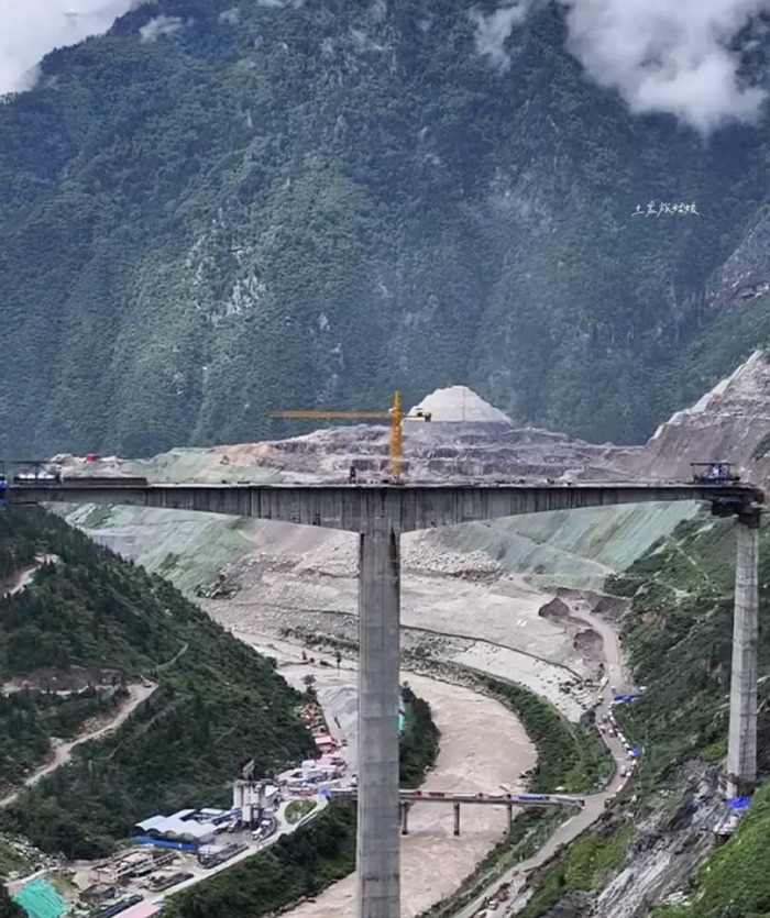 Horrific Video Shows China&#8217;s Ambitious Bridge Collapsing Into Dust Just Months After Opening